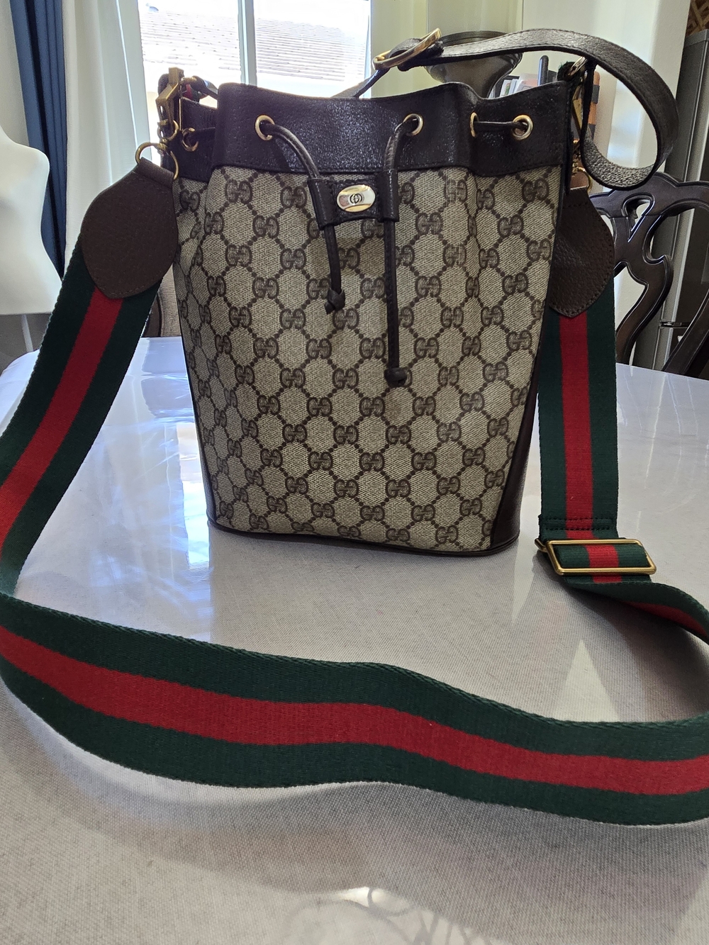 Gucci Beige GG Supreme Canvas Bucket Bag with Brown Trim and Green-Red Web Strap - Picture 5 of 7